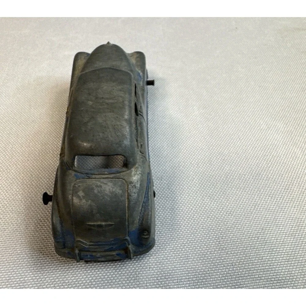 Vintage 1940s 1950s Tootsietoy 4 Door Sedan Blue Diecast Car 3